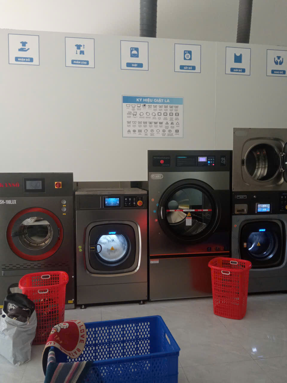 Giặt sấy cao cấp rèm cửa – Giải pháp tiết kiệm thời gian cho người bận rộn