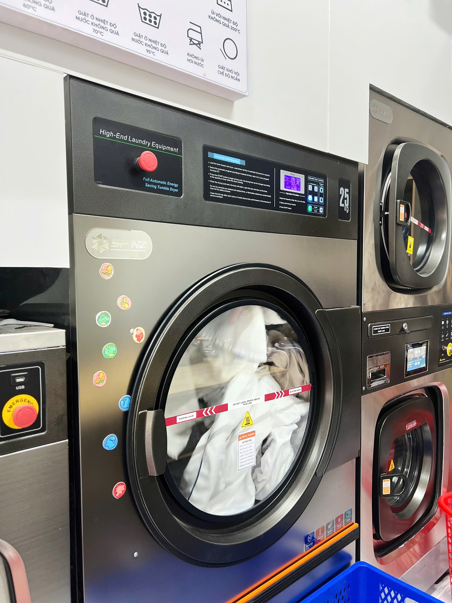 Lợi ích khi sử dụng dịch vụ giặt hấp vest tại giặt sấy HPA